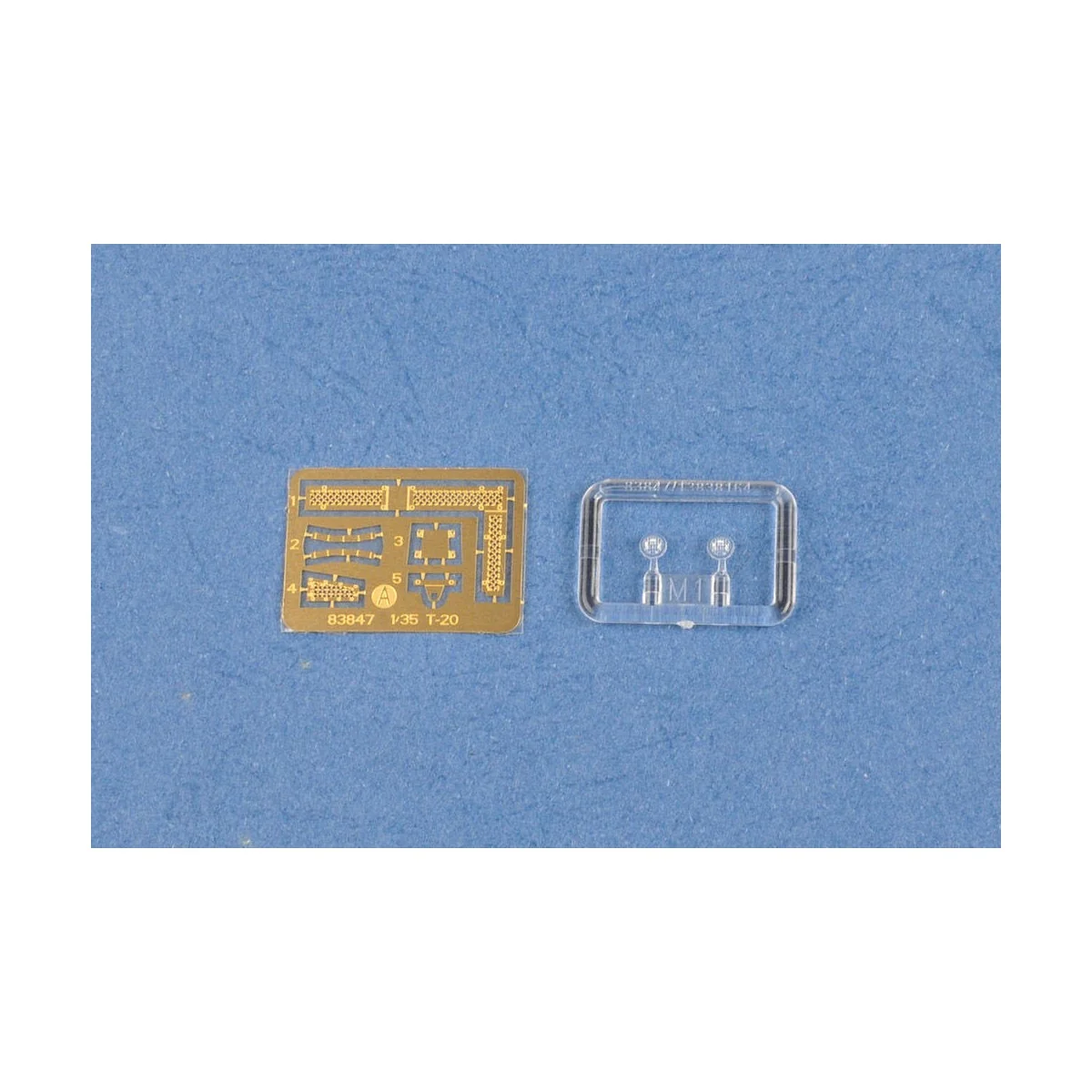 Soviet T-20 Armored Tractor Komsomolets 1938, 1/35 - Hobby Boss 83847