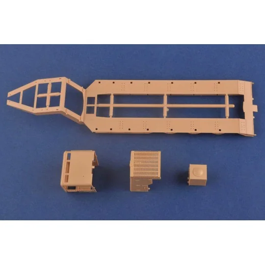 M911 C-HET w/m747 Heavy Equipment Semi- Trailer, 1/35 - Hobby Boss ...