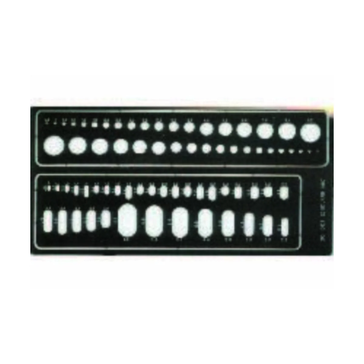 Kreise und Ovale Gravierschablone, 1/72 - Eduard Accessories 00001