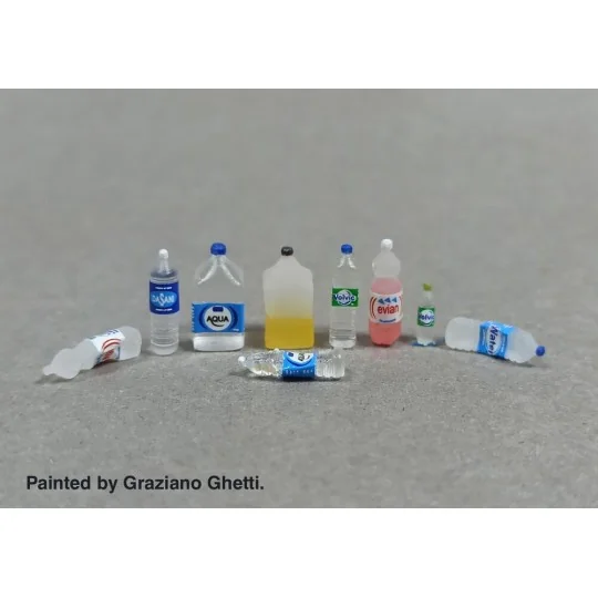 Water bottles, 1/35 - Royal Model RM746