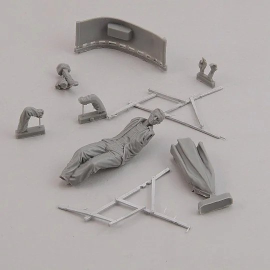 German soldier who sleeps-WWII, 1/35 - Royal Model RM852
