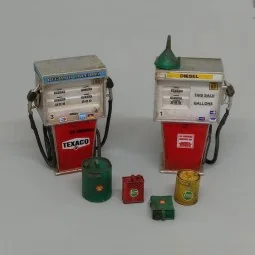 Modern gas pumps, 1/35 - Royal Model RM901