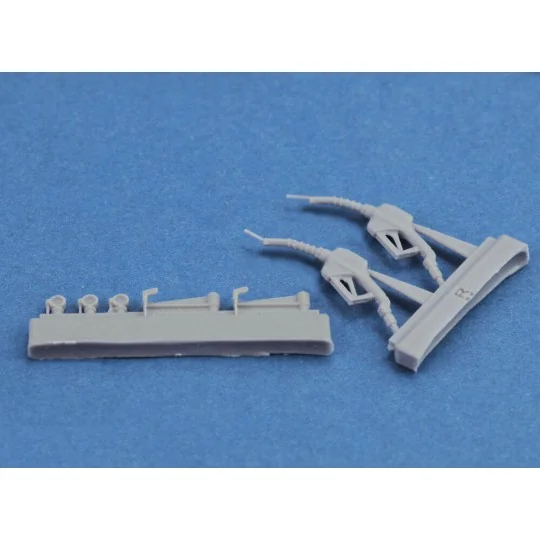 Modern gas pumps, 1/35 - Royal Model RM901