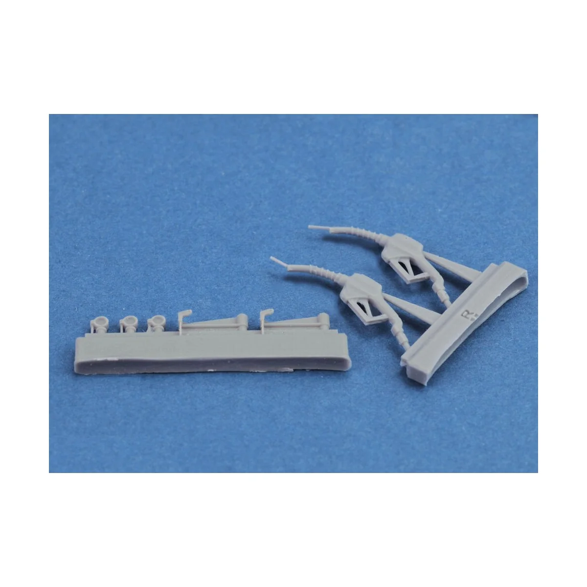 Modern Gas pumps Mid Orient, 1/35 - Royal Model RM924
