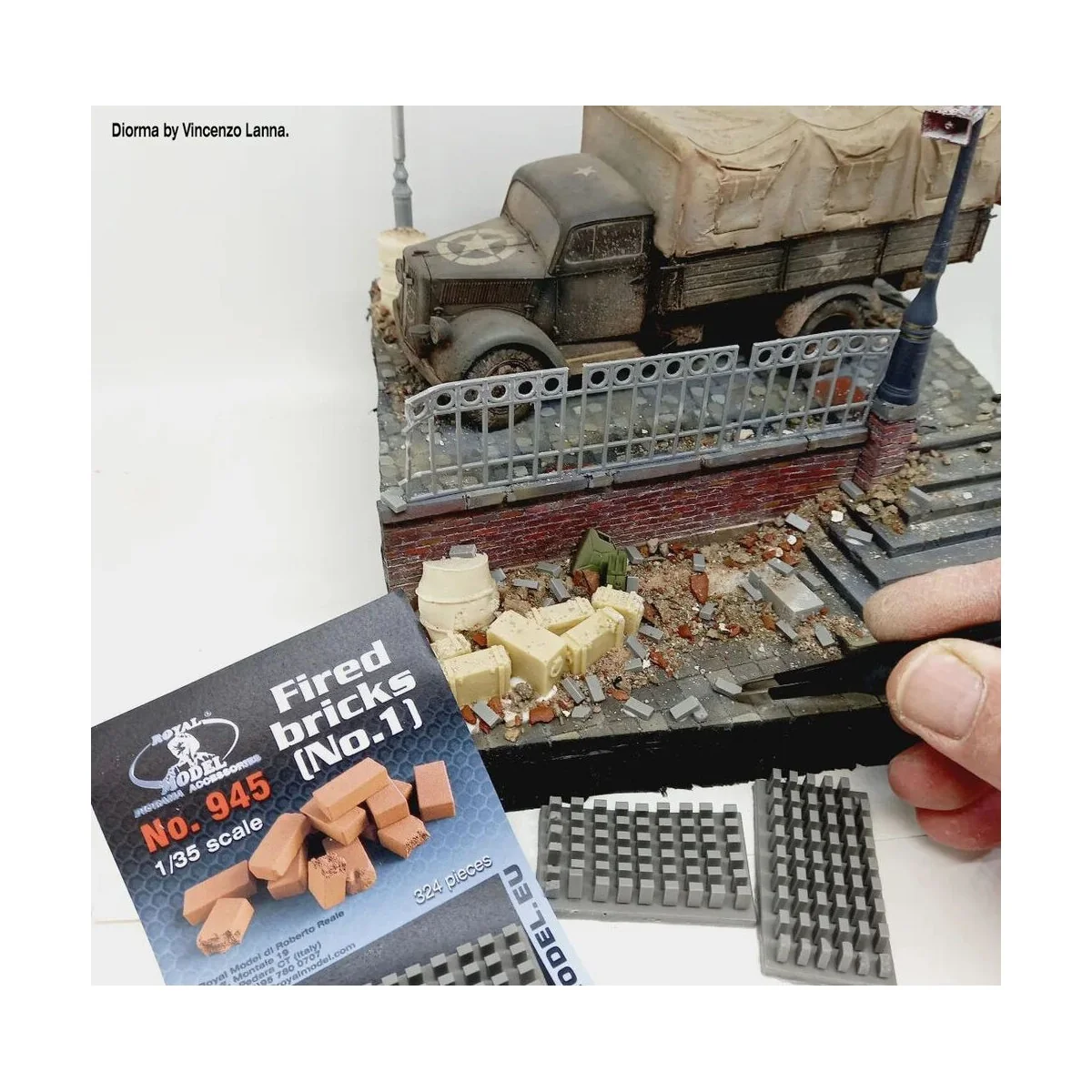 Fired Bricks - No. 1, 1/35 - Royal Model RM945