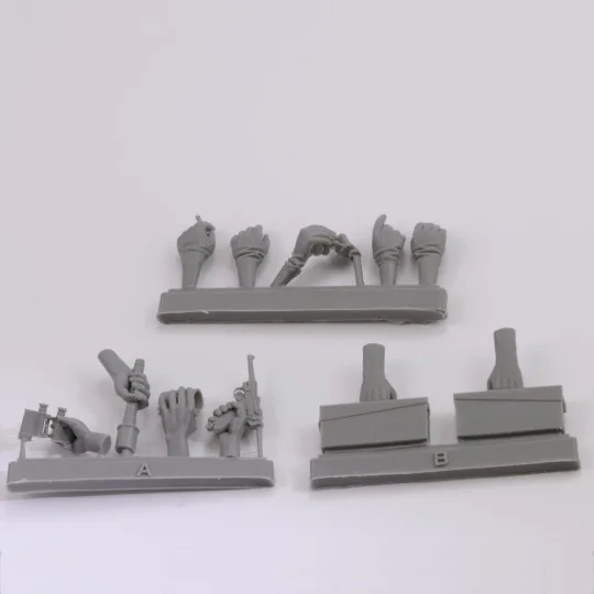 Assorted german hands set -WWII, 1/16 - Royal Model RM966
