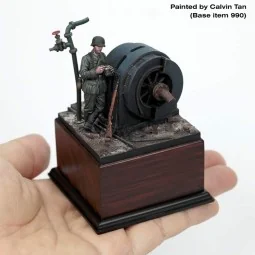 German infantry soldier eating - WWII, 1/35 - Royal Model RM972 2