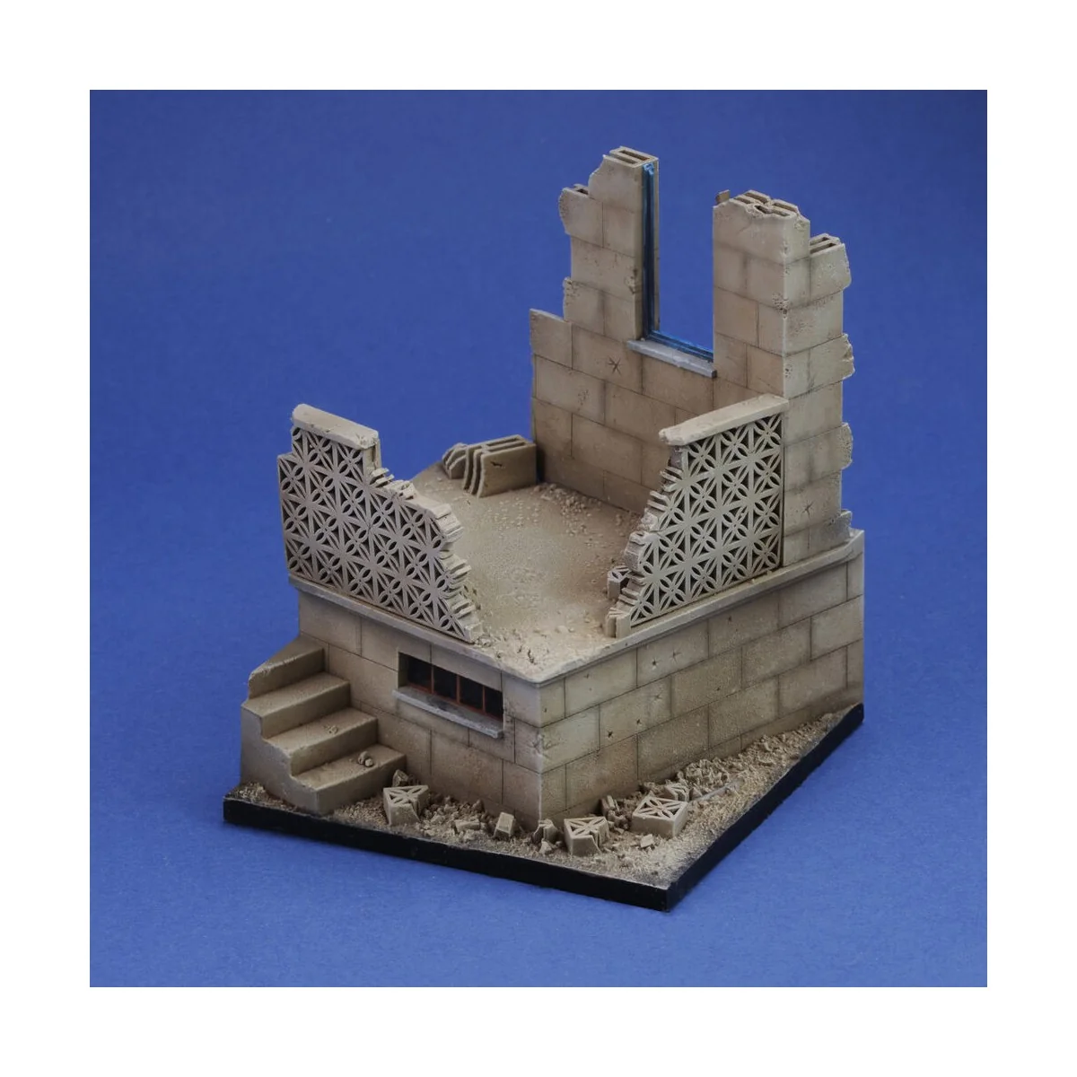 Mid orient ruin base 'cm9x9', 1/35 - Royal Model RM988