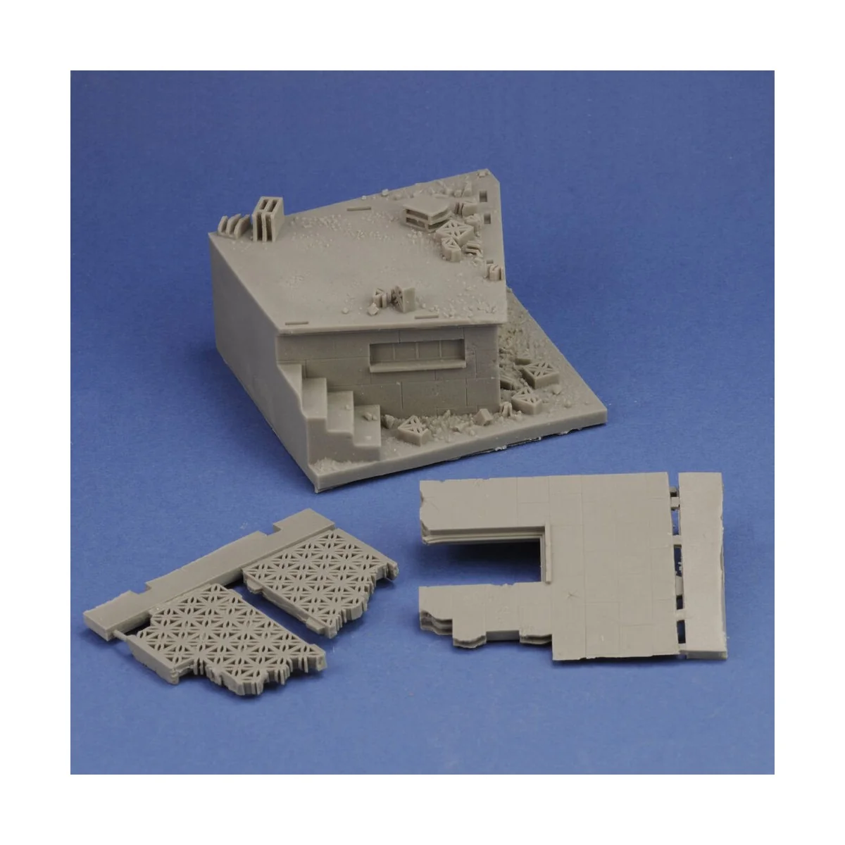 Mid orient ruin base 'cm9x9', 1/35 - Royal Model RM988