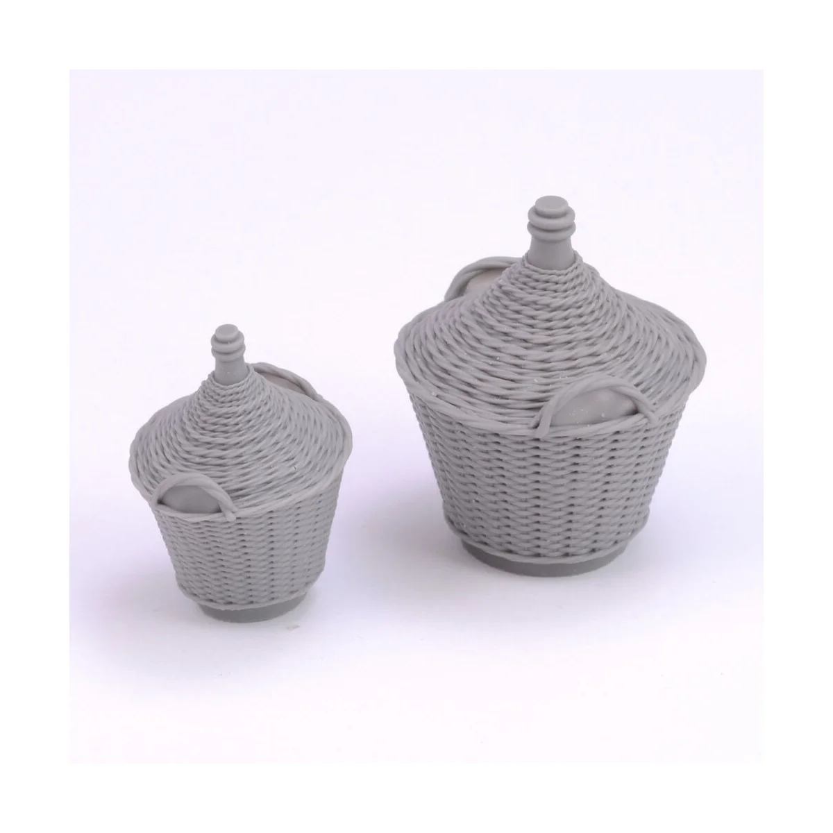 Demijohn Glass, 1/16 - Royal Model RM1015