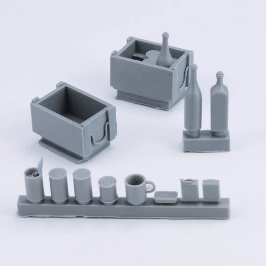 Crates, cans and bottles, 1/16 - Royal Model RM1037