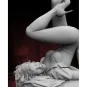 Pin Up with legs up, 1/35 - Royal Model RM1081