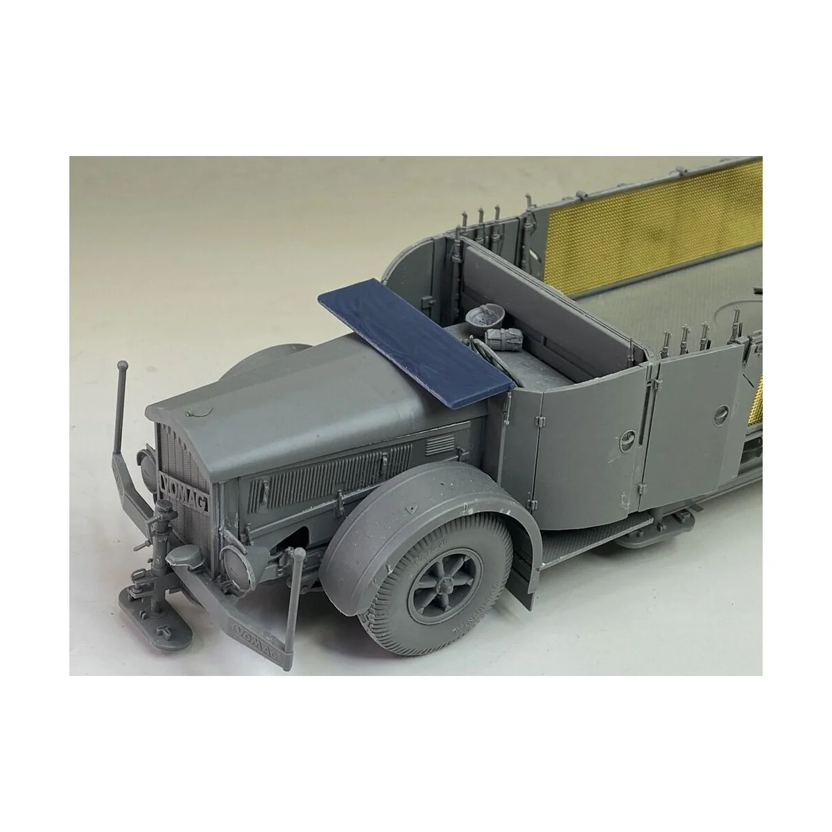 Windscreen 8.8 cm Flak on 9t Vomag, 1/72 - Royal Model RM1097