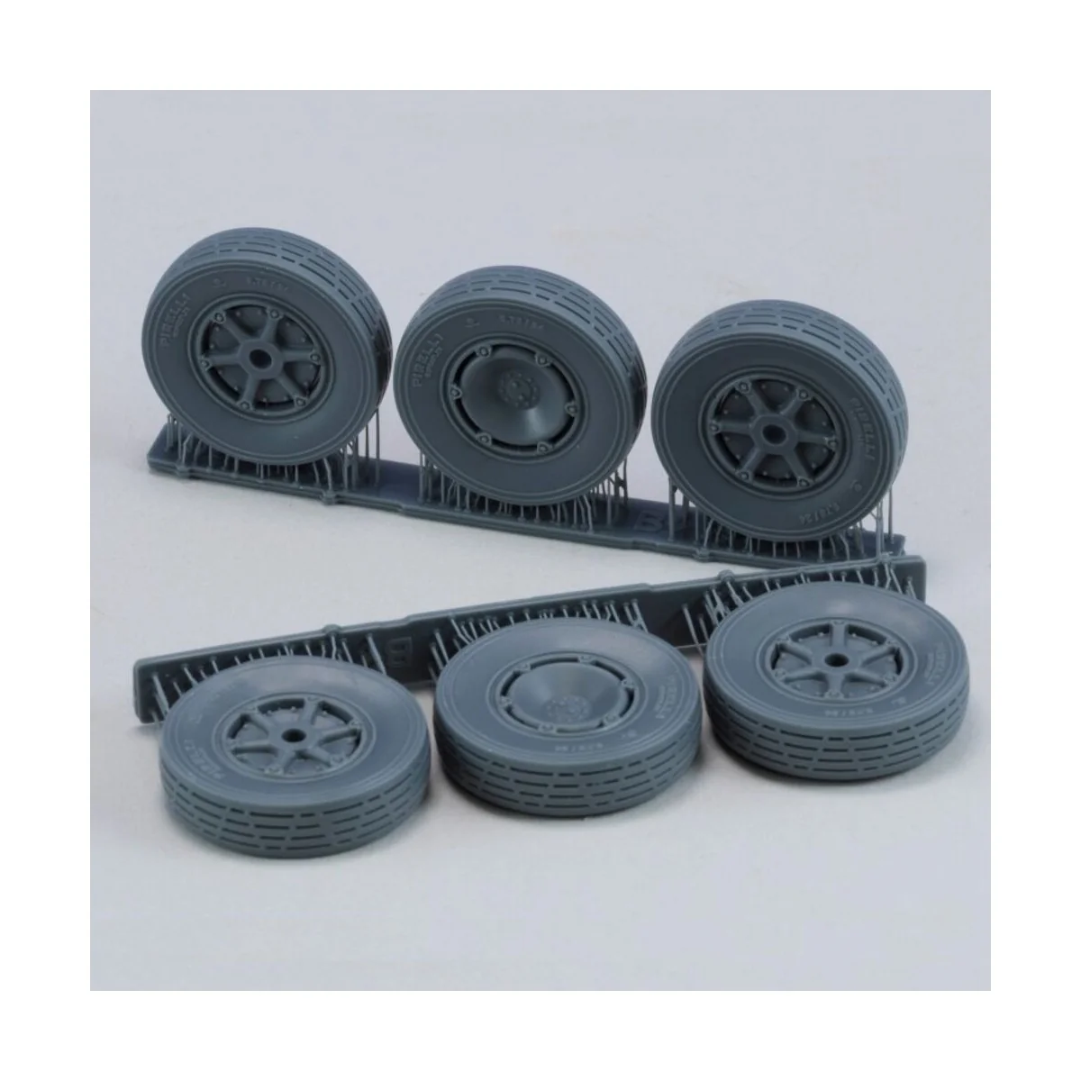 Autoblinda AB41 'Libia' wheels set, 1/35 - Royal Model RM1155