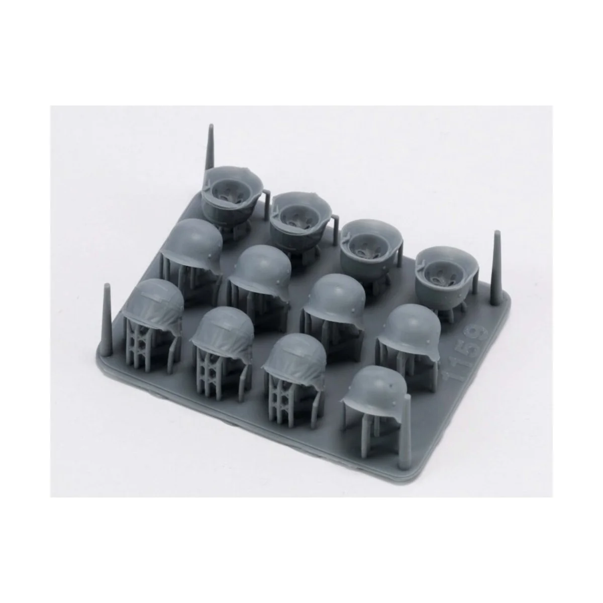 German helmets set (WWII), 1/35 - Royal Model RM1159