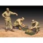 Italian WWII soldiers in North Africa, loading 100/7 100mm artiller...