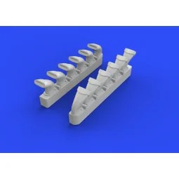 Spitfire exhaust stacks-fishtail f.Eduar - Eduard Accessories 672110