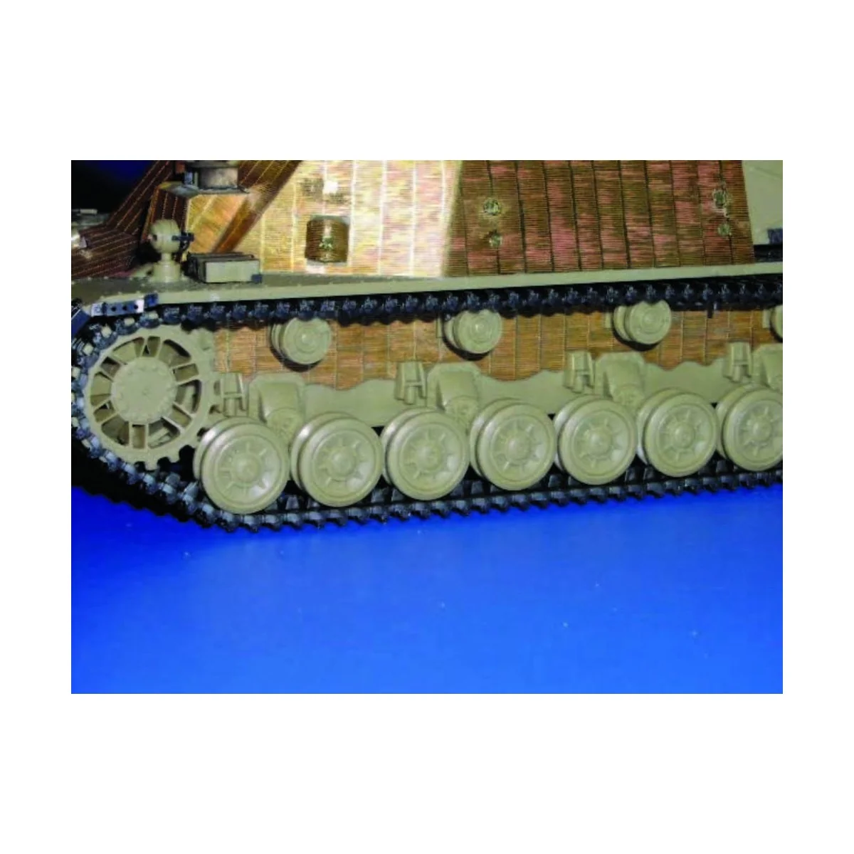 Sturmpanzer IV Brummbär SdKfz. 166 Zimmerit Fotoätzsatz, 1/35 - Edu...