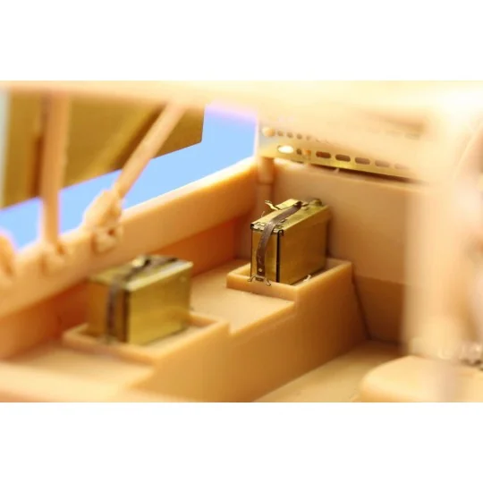DefenderXD Wolf W.M.I.K. Ammo Boxes (HB), 1/35 - Eduard Accessories...