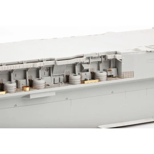 USS Midway CV-41 part 2 0 TRUMPETER, 1/350 - Eduard Accessories 53315