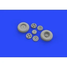 Spitfire Mk.IX wheels 4spoke w/smooth tire for Tamiya, 1/32 - Eduar... 2