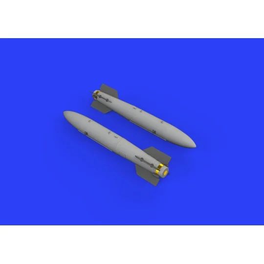 B43-0 Nuclear Weapon w/SC43-4/-7 tail assembly, 1/48 - Eduard Acces...
