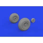 P-51D wheels cross tread - Eduard Accessories 672368