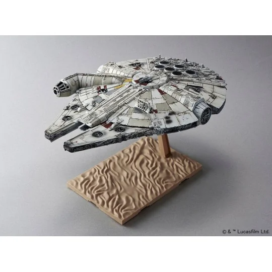 Bandai Millennium Falcon, 1/144 - Revell 1211