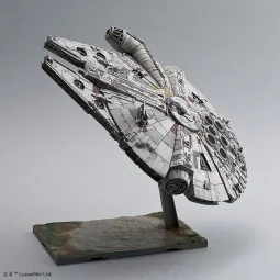 Bandai Millennium Falcon, 1/144 - Revell 1211 2