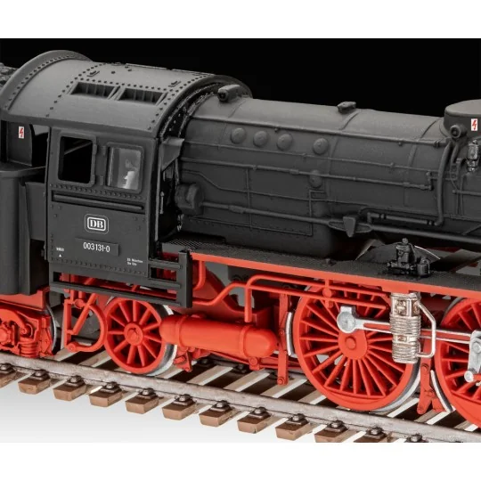 Schnellzuglokomotive BR03, 1/87 - Revell 2166