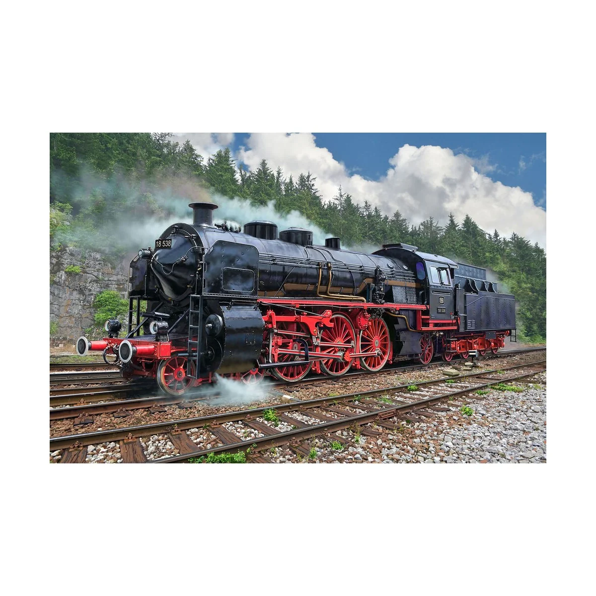 Schnellzuglokomotive S3/6 BR18(5) mit Tender 2‘2’T, 1/87 - Revell 0...