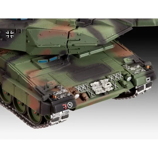 Leopard 2A6/A6M, 1/72 - Revell 03180