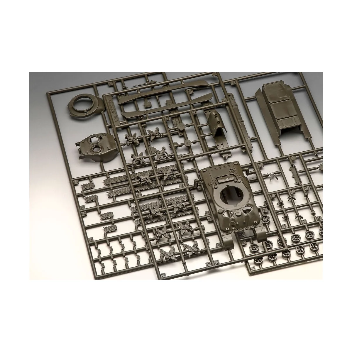 Sherman M4A1, 1/72 - Revell 03290