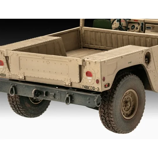 HMMWV M109 7A2, 1/35 - Revell 03366