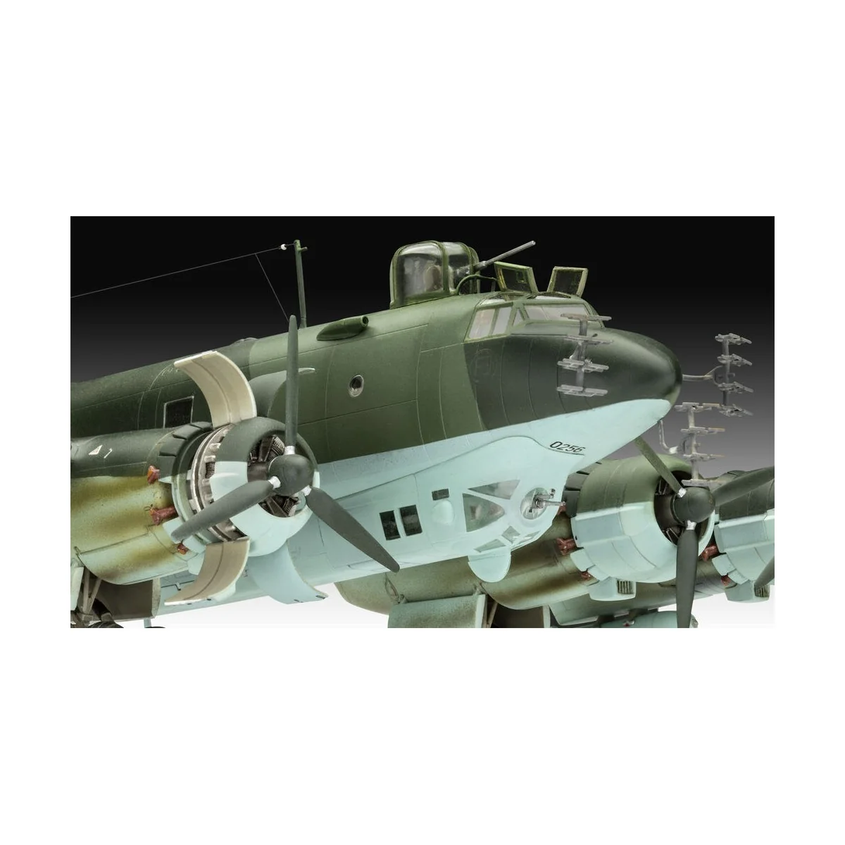 Focke-Wulf Fw 200 C-5/C-8 Condor, 1/72 - Revell 03777