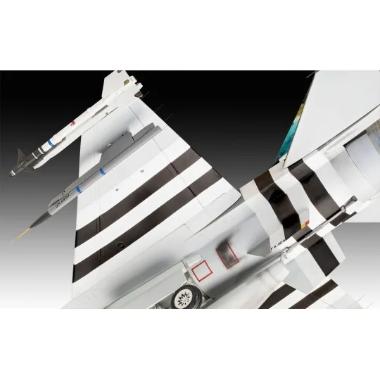 50th Anniversary F-16 Falcon, 1/32 - Revell 03802