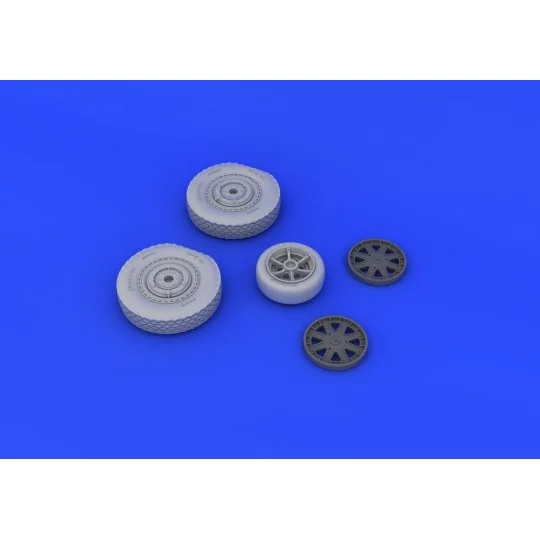P-39 wheels late for KittyHawk, 1/32 - Eduard Accessories 632073