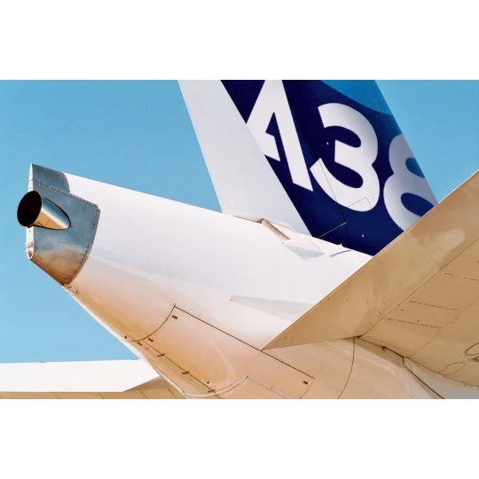 Airbus A380 "New Livery, 1/144 - Revell 04218
