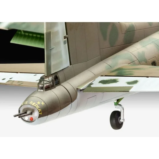 B-17F Memphis Belle, 1/72 - Revell 04279