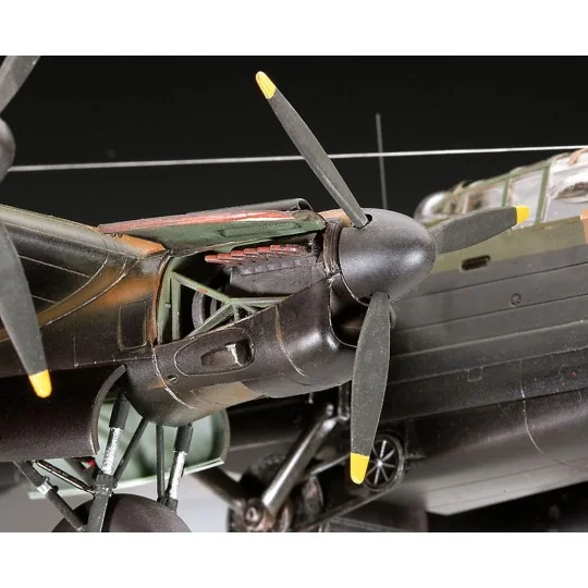 Lancaster B.III "DAMBUSTERS, 1/72 - Revell 04295