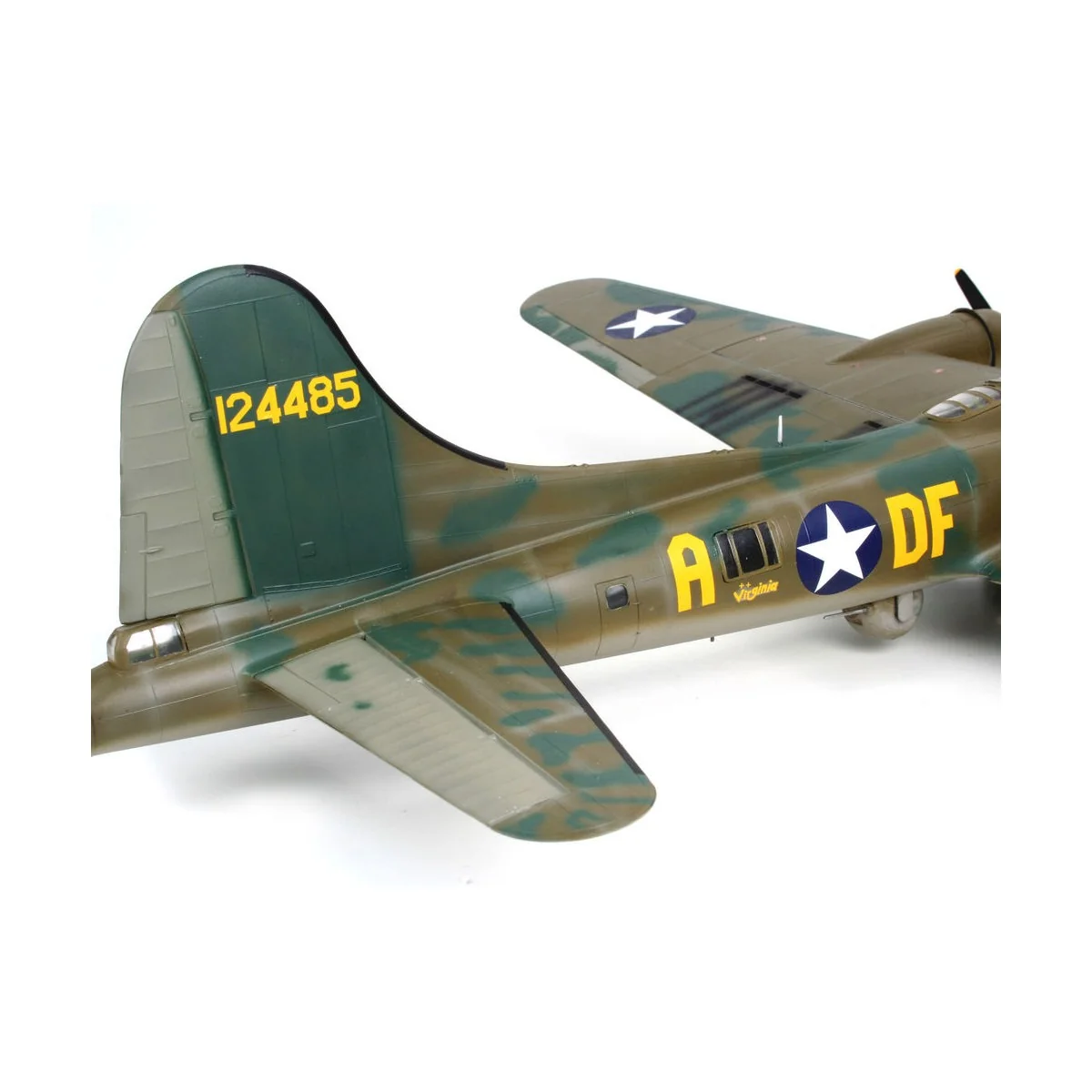 B-17F Memphis Belle, 1/48 - Revell 04297