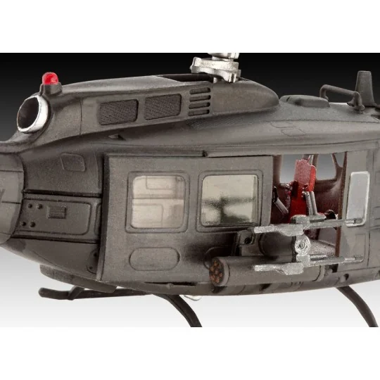 Bell UH-1H Gunship, 1/100 - Revell 04983