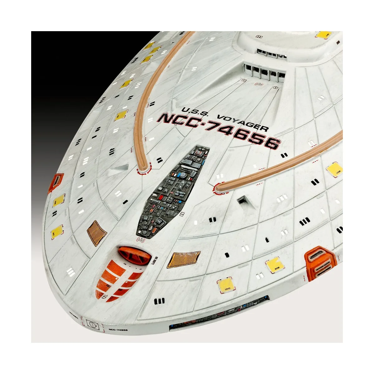 U.S.S. Voyager, 1/670 - Revell 04992