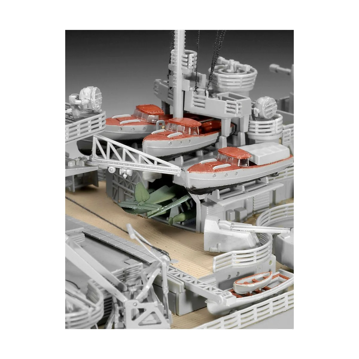 Bismarck, 1/350 - Revell 05040