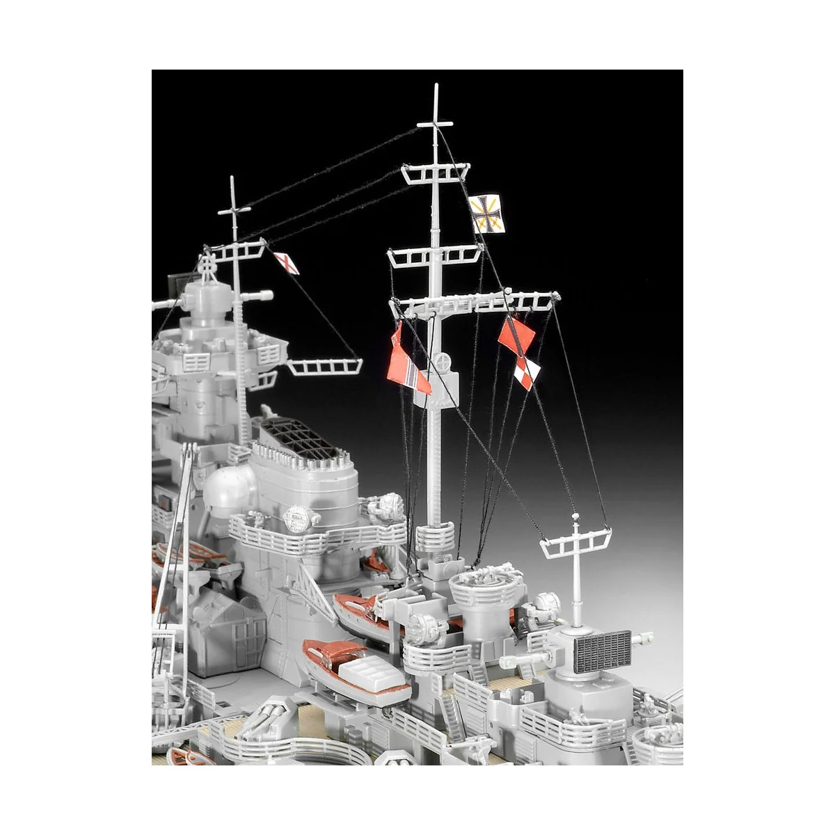 Bismarck, 1/350 - Revell 05040