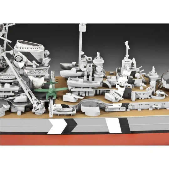 Battleship Bismarck, 1/700 - Revell 05098