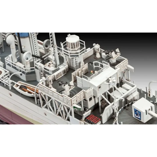 HMCS SNOWBERRY, 1/144 - Revell 05132