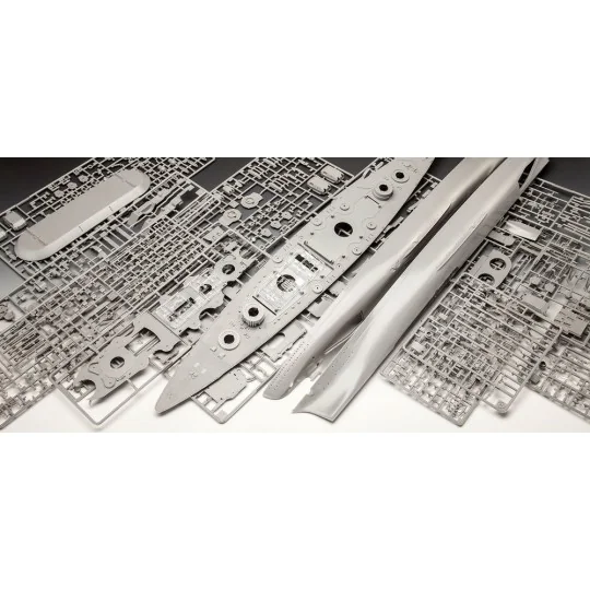 Bismarck, 1/350 - Revell 05040