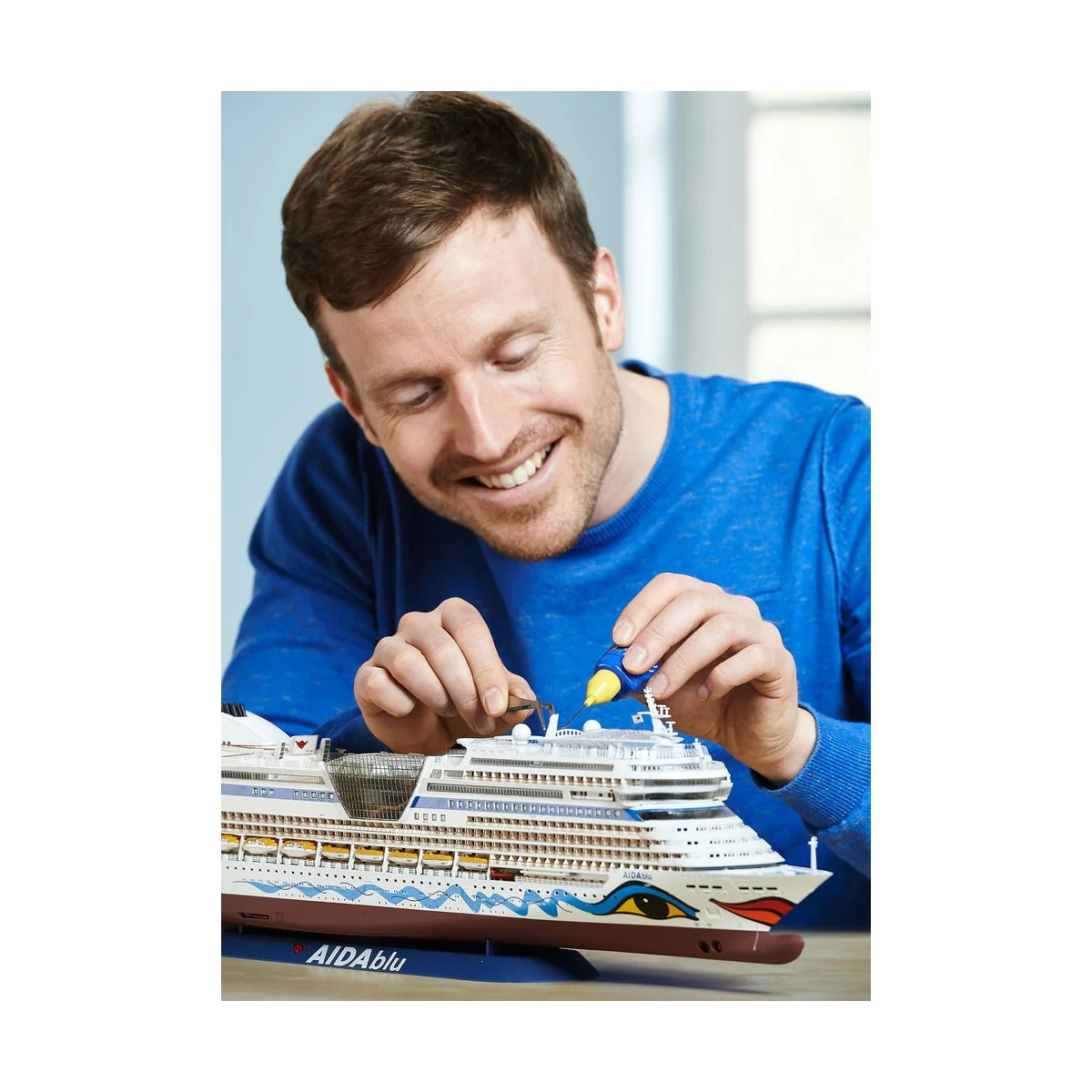Cruiser Ship AIDA, 1/400 - Revell 05230
