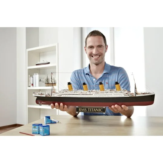 Geschenkset "100 Jahre Titanic, 1/400 - Revell 05715